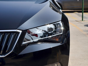 2016330TSI DSG(chung)а 