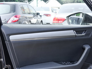 2016330TSI DSG(chung)а g