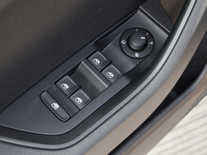 2016330TSI DSGа {܇ƅ^	