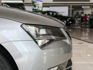 2016280TSI DSG(chung)а (ji)^