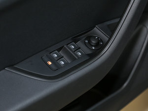 2016280TSI DSG(chung)а {܇ƅ^(q)	