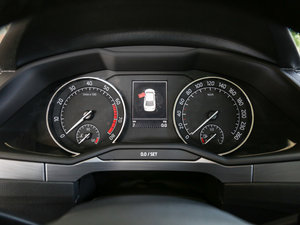 2016280TSI DSG(chung)а x