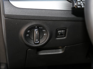 2016330TSI DSG(chung)а g