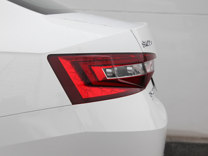 2016280TSI DSG(chung)а (ji)^