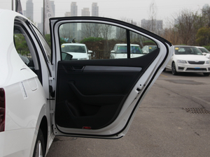 2016280TSI DSG(chung)а g