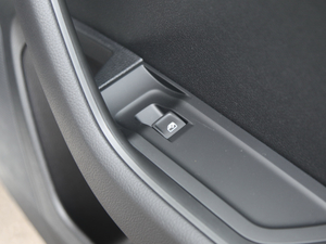 2016280TSI DSG(chung)а g