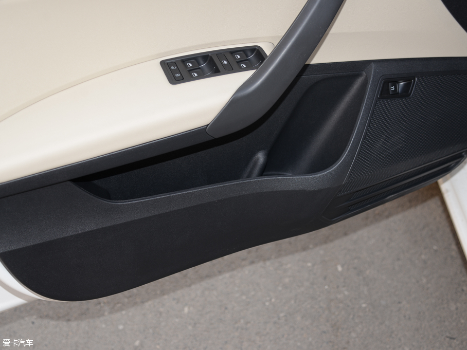 2016J 1.6L Ԅӄ(chung)а