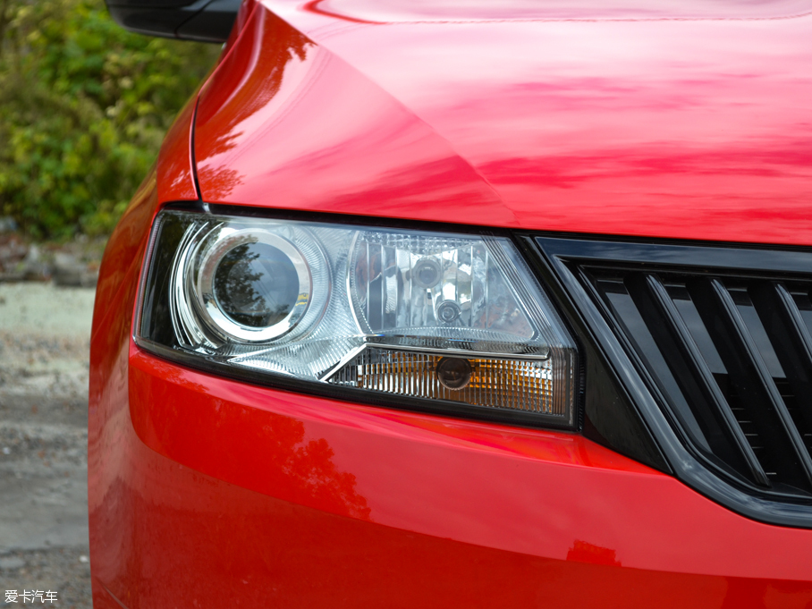 2016꿄 230TSI DSGа