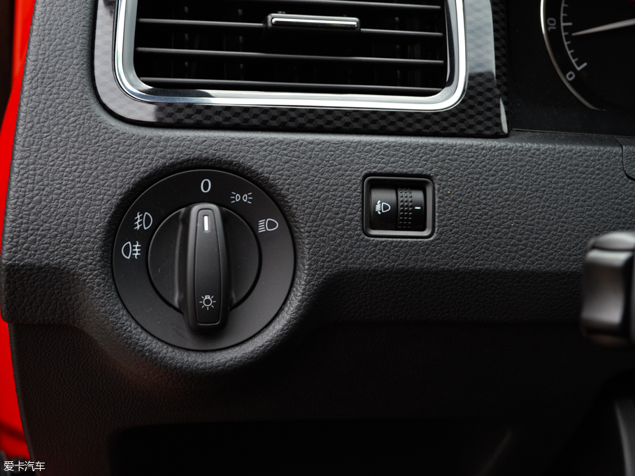 2016꿄 230TSI DSGа