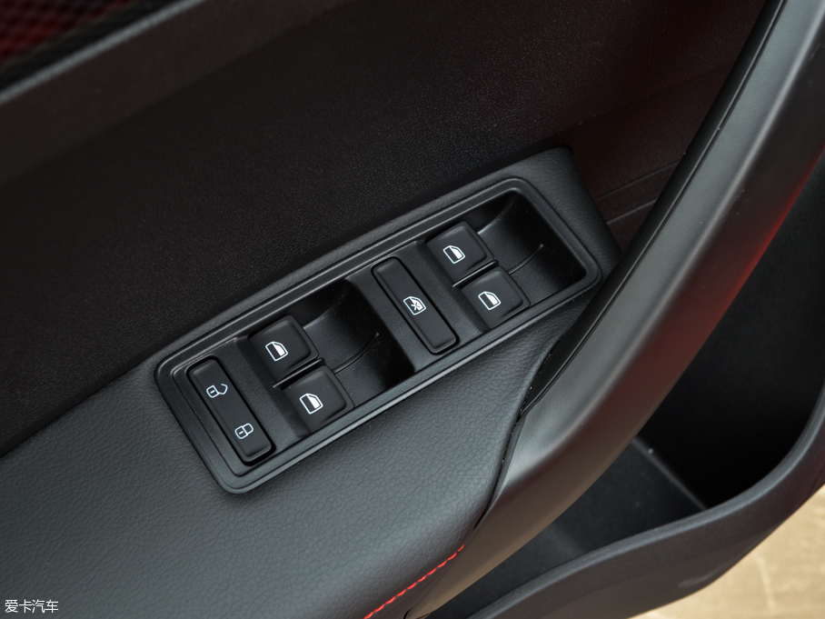 2016꿄 230TSI DSGа