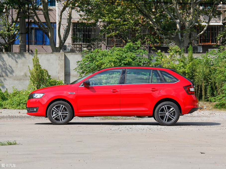 2016꿄 Ŀ 230TSI DSGа