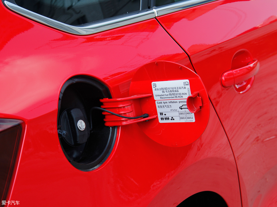 2016꿄 Ŀ 230TSI DSGа