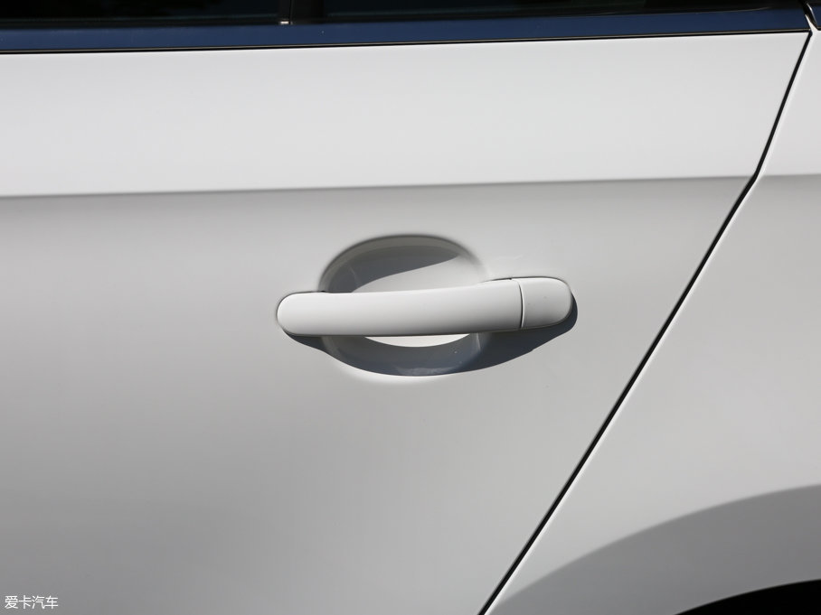 2016꿄 Ŀ 1.6L Ԅӄа