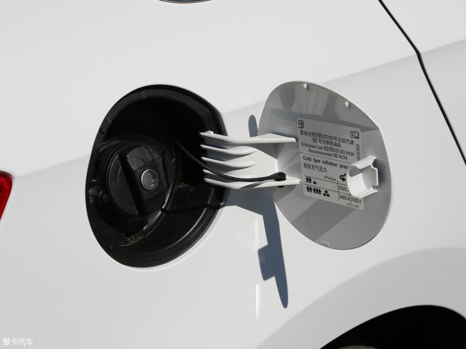 2016꿄 Ŀ 1.6L Ԅӄа