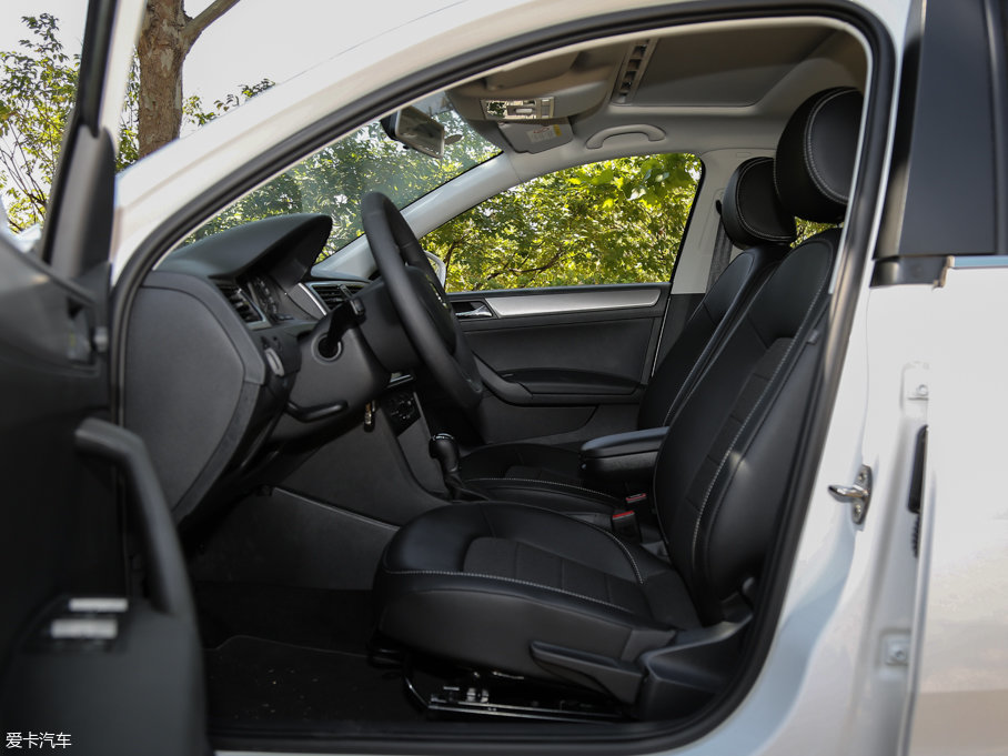 2016꿄 Ŀ 1.6L Ԅӄа