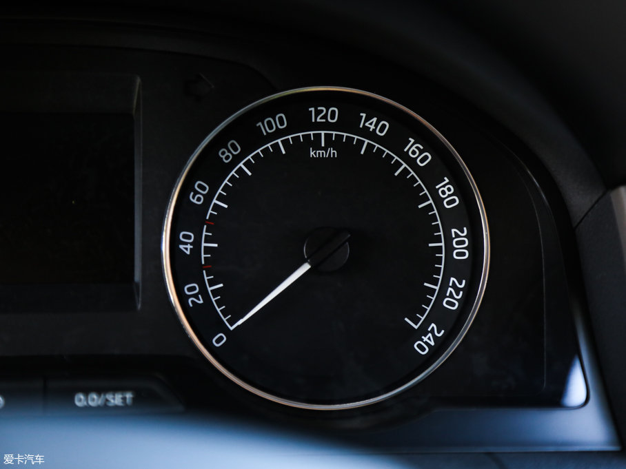 2016꿄 Ŀ 1.6L Ԅӄ(chung)а