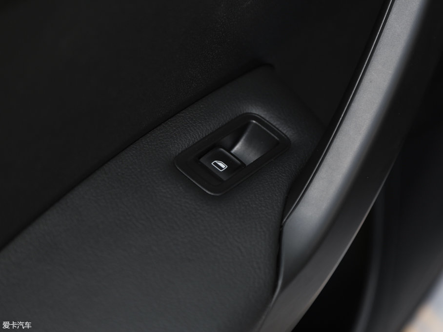 2016꿄 Ŀ 1.6L Ԅӄа