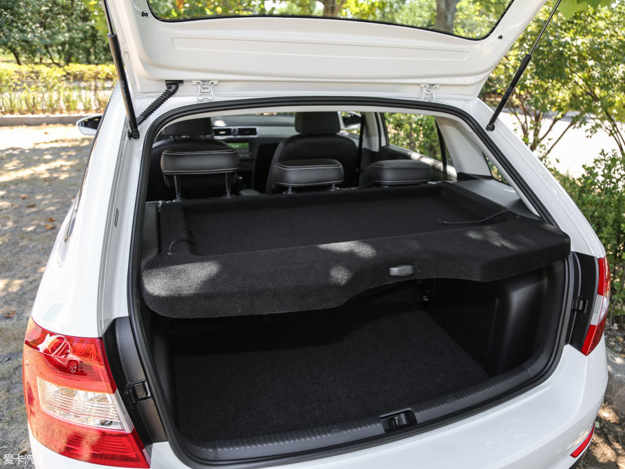 2016꿄 Ŀ 1.6L Ԅӄа