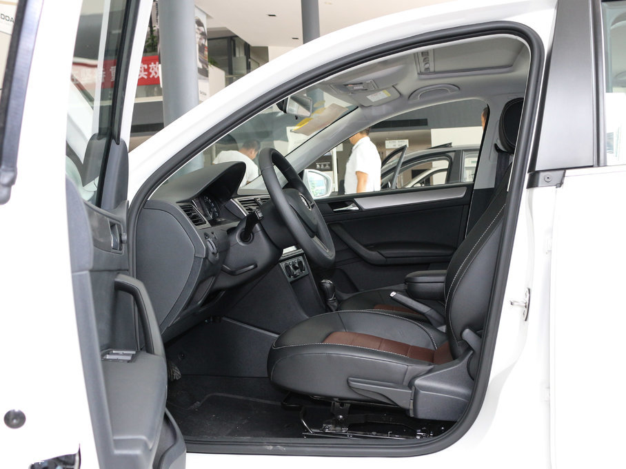 2016꿄 Ŀ 1.6L քӄа