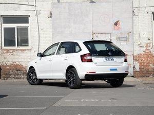 2016款1.6L 自动智行版 左后45度