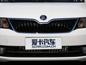 2016款改款 1.6L 自动创行版 中网