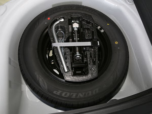 2016款改款 1.6L 自动创行版 备胎