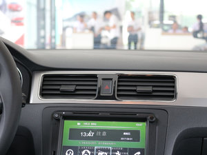 2016款改款 1.6L 手动创行版 空调出风口
