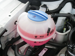 2016款改款 1.6L 手动创行版 其它