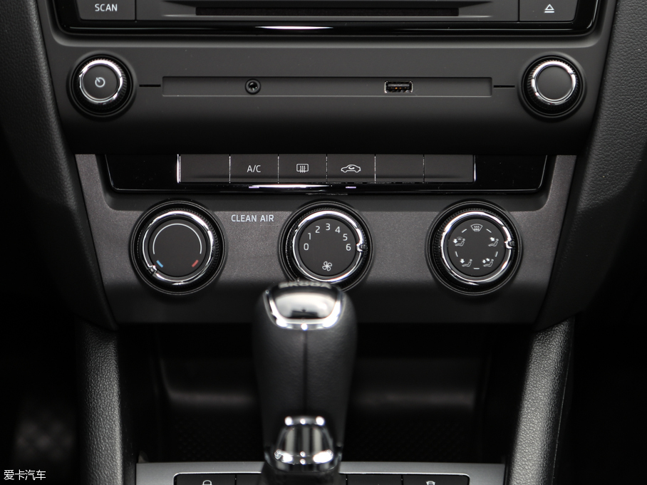 2017J 1.6L Ԅӄ(chung)а