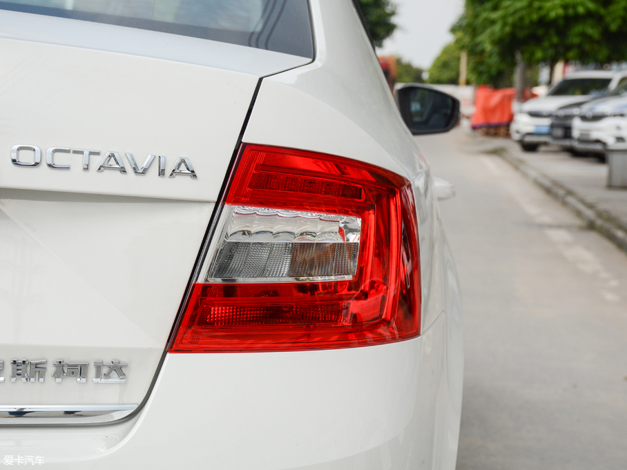 2017J 1.6L Ԅ(dng)а