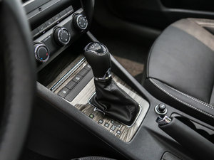 2017280TSI Ԅа      QU