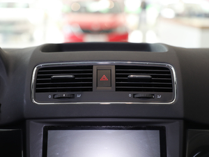 2017280TSI  DSGǰа {L