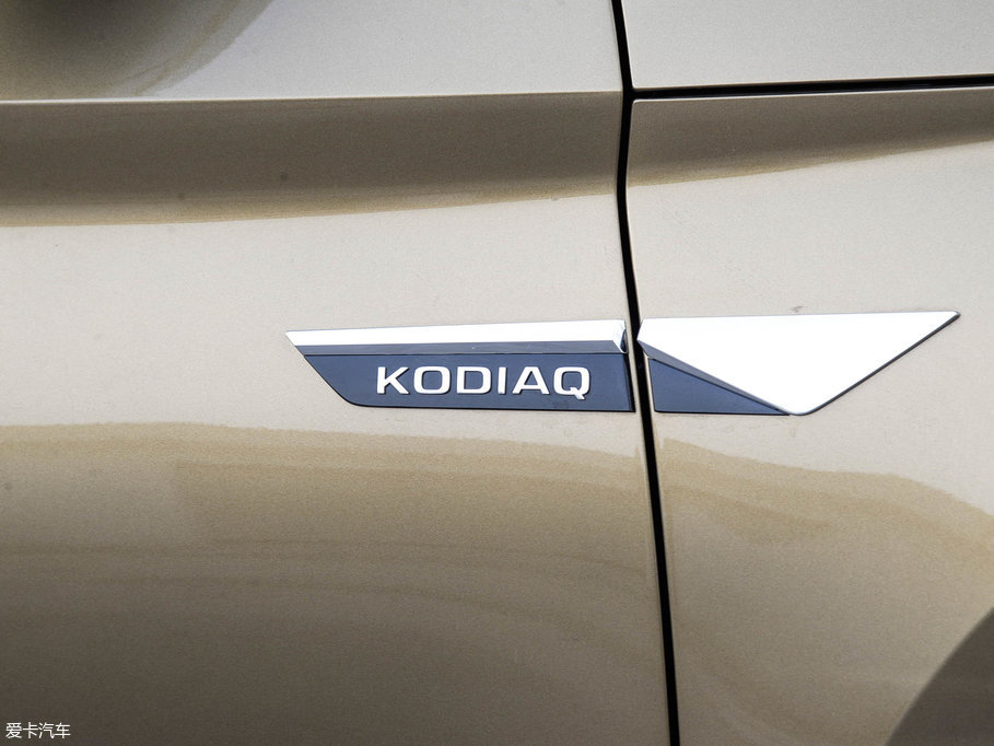 2017µρ TSI380 7(q)Ş