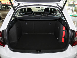 2018款TSI280 DSG豪华版 行李厢空间