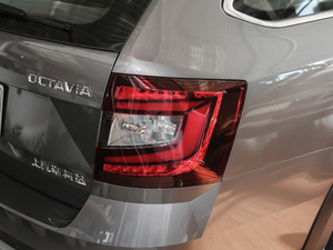 2018TSI230 DSGm (x)(ji)^