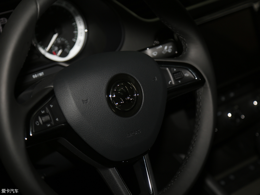 2018J 230TSI Ԅ(dng)A(yu)