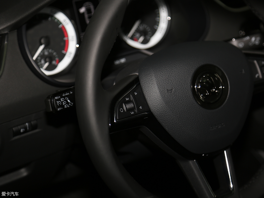 2018J 230TSI ԄӺA(yu)