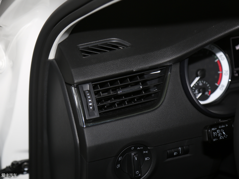 2018J 230TSI ԄӺA(yu)