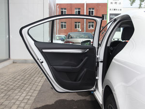 2018230TSI ԄӺA ܇T