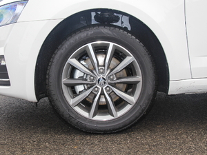 2018 1.6L Ԅm (ji)^