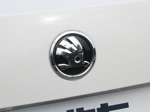 2018(jng) 1.6L Ԅm (ji)^