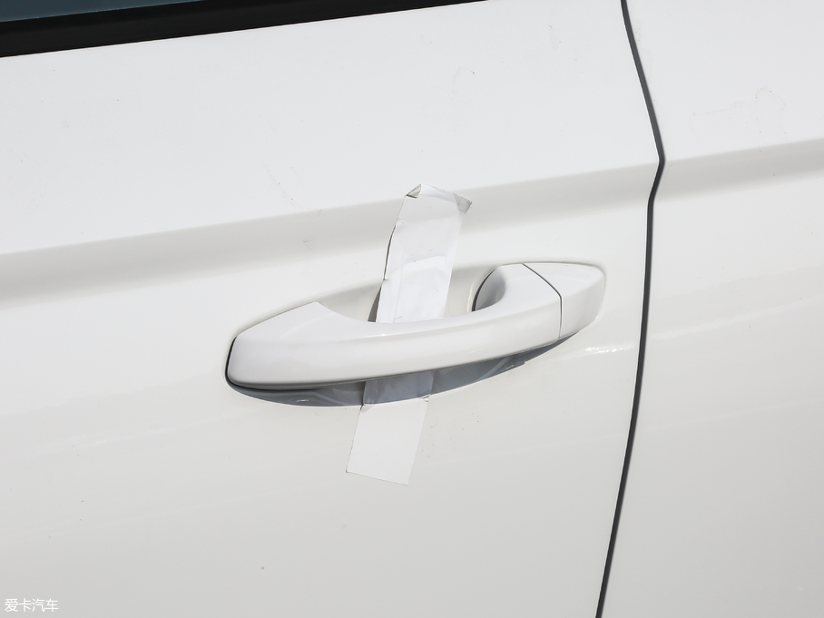 2018 TSI230 (bio)(zhn) (gu)V