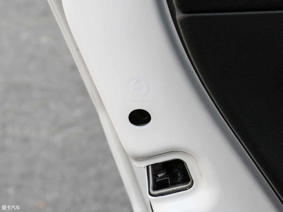 2018������ TSI230 �˜ʰ� ��V