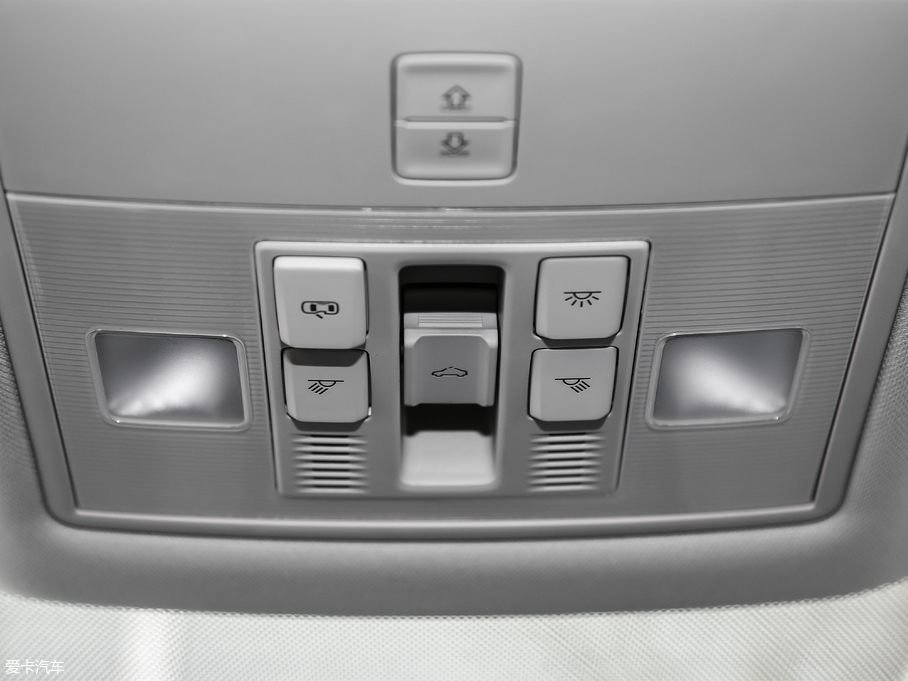 2018������ TSI230 �˜ʰ� ��V