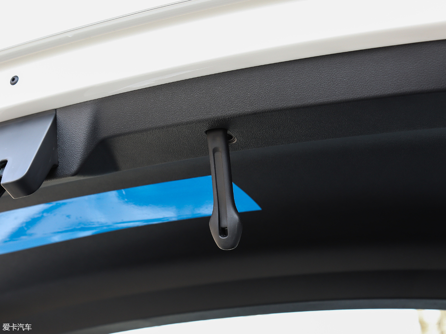 2018 TSI230 (bio)(zhn) (gu)V