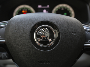 2018TSI280 A V п؅^