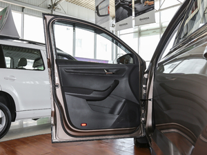 2018TSI280 m (gu)V {λ܇T