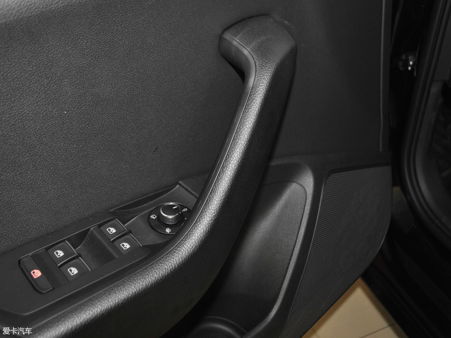 2018 330TSI DSGA (gu)V