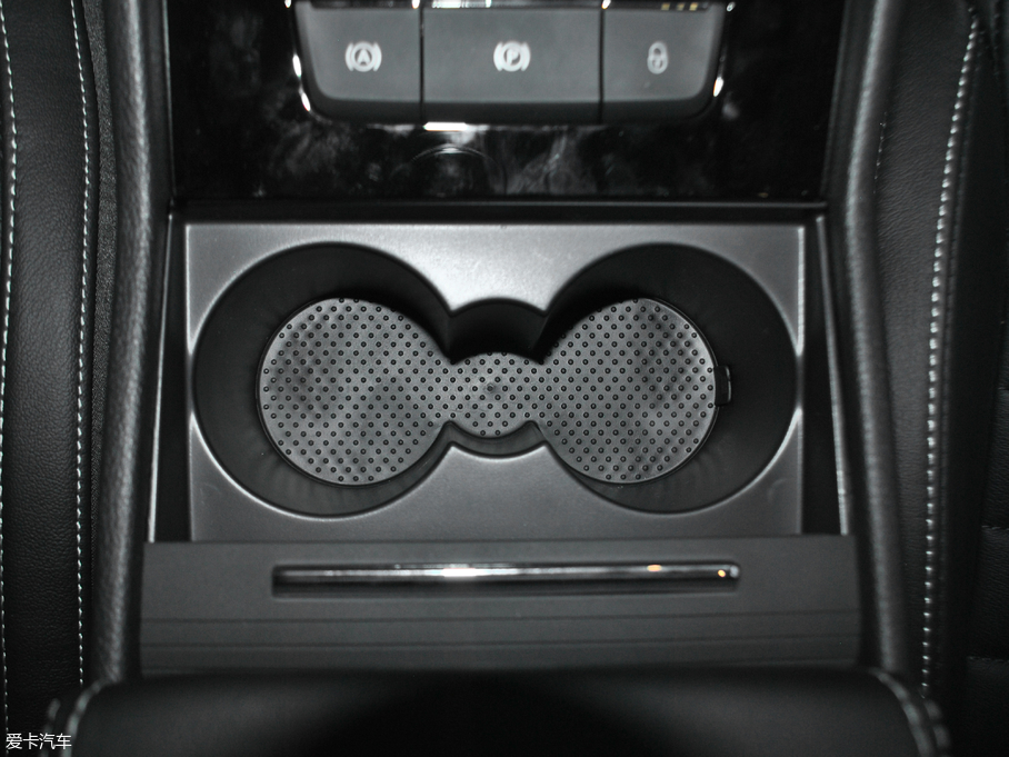 2018 330TSI DSGA (gu)V