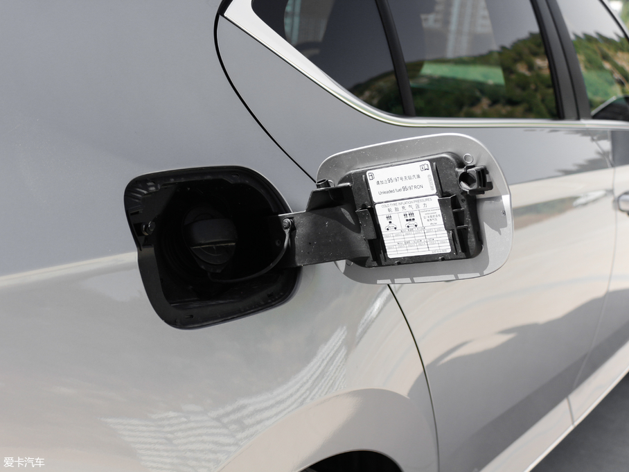 2018 330TSI DSGm (gu)V